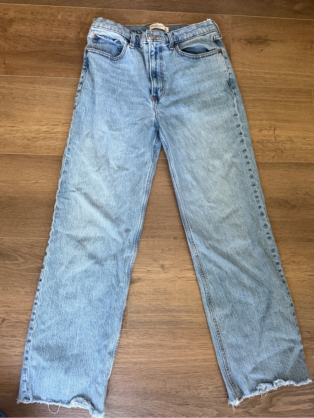 Abercrombie & Fitch 90s Relaxed Jean High Rise